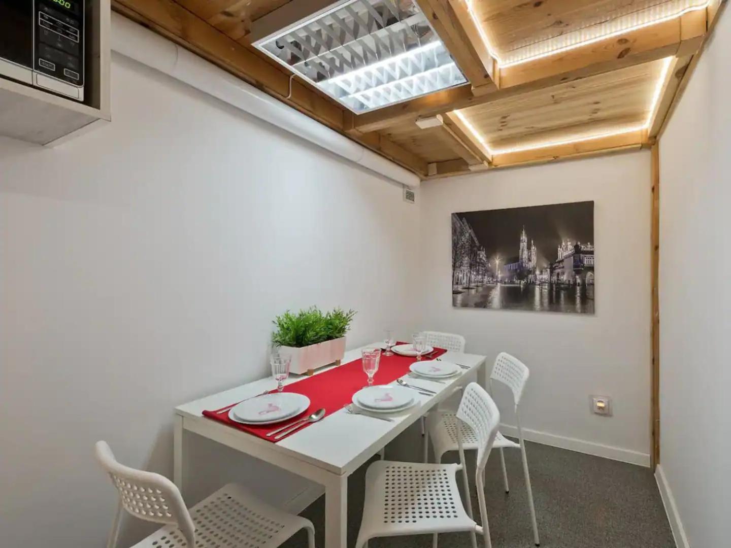 2-Bedroom Apartment - 51 Dietla Street Cracovie Extérieur photo